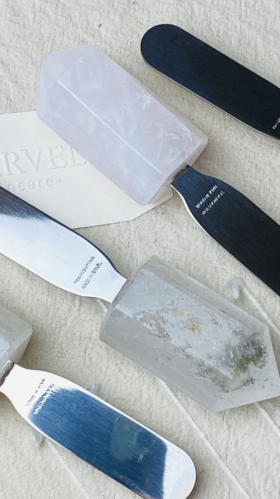 Crystal Serving Knife Marvel Skincare
